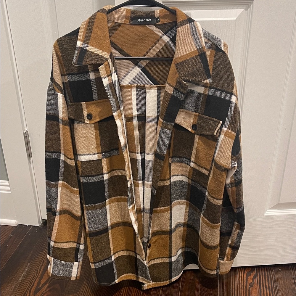 Plaid Button-Up Jacket in Brown and Black